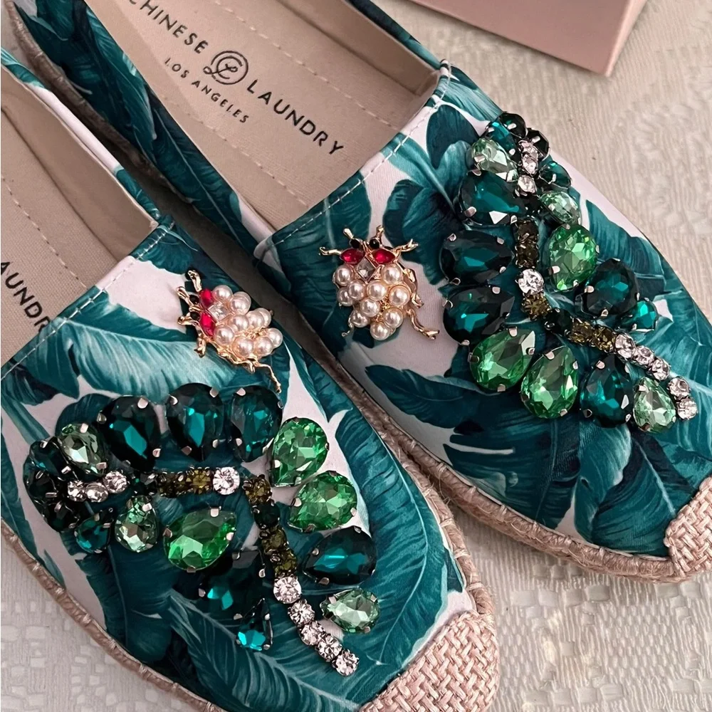 Beautiful green espadrilles. - Picture 3 of 4